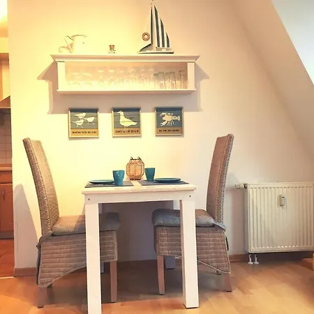 Apartmán Ferienwohnung Himmel & Meer Maritim Gestaltete Und Ruhige Fewo In Kuhlungsborn-west - Ideal Fur 2 Peronen *